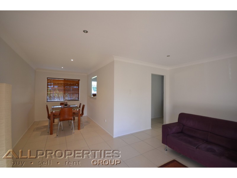 12 Banksia Street, Browns Plains QLD 4118