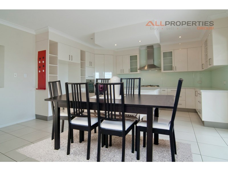 10 Watergum Street, Heathwood QLD 4110