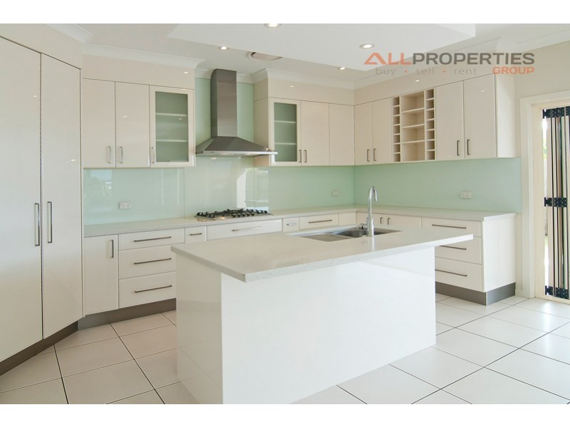 10 Watergum Street, Heathwood QLD 4110