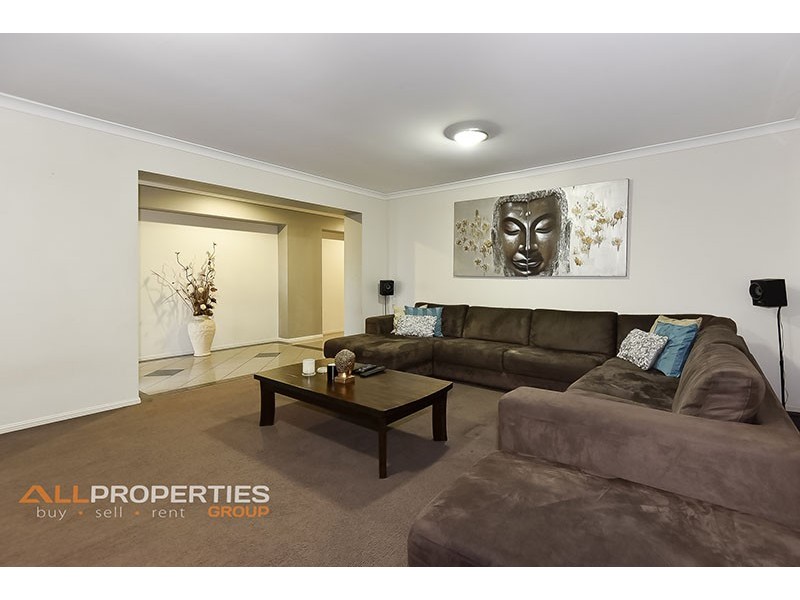 88 Oakview Street, Parkinson QLD 4115