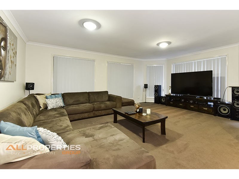 88 Oakview Street, Parkinson QLD 4115