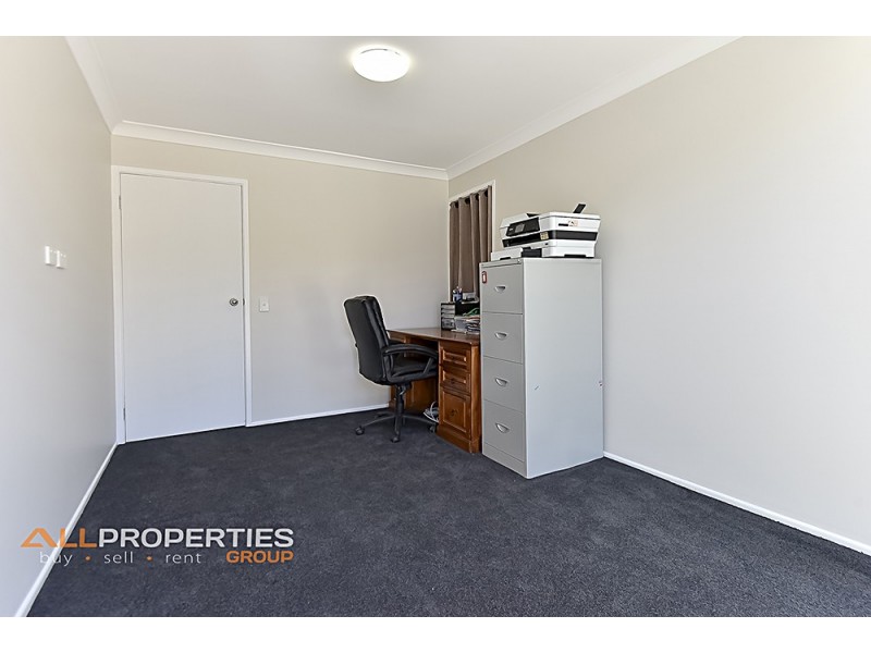 33 Camaro Street, Runcorn QLD 4113