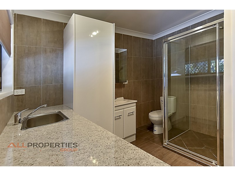 33 Camaro Street, Runcorn QLD 4113