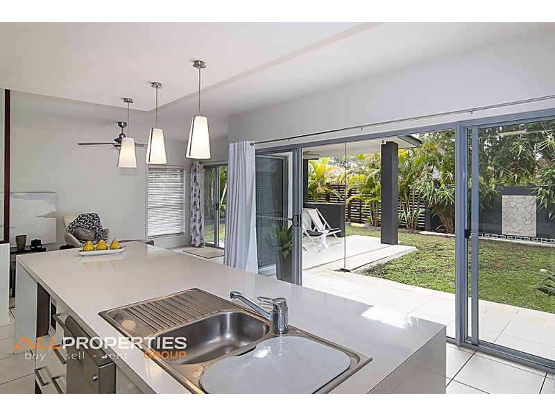 16 Brush Box Place, Heathwood QLD 4110