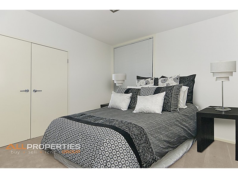 16 Brush Box Place, Heathwood QLD 4110