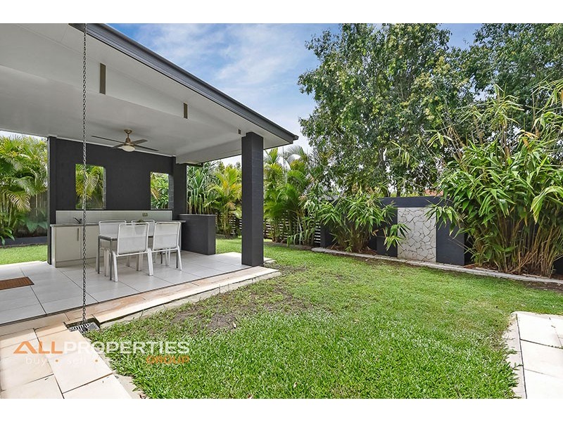 16 Brush Box Place, Heathwood QLD 4110