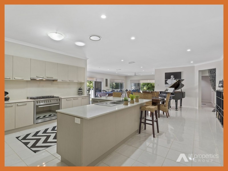 15 Aspen Street, Heathwood QLD 4110