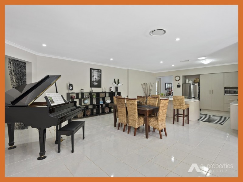 15 Aspen Street, Heathwood QLD 4110