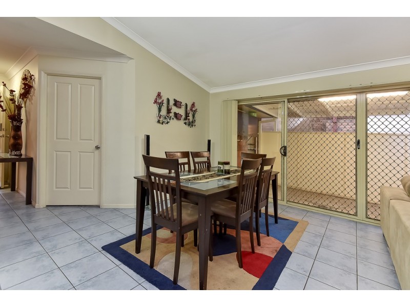 23 Starr Street, Forest Lake QLD 4078