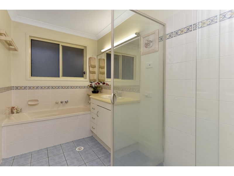 23 Starr Street, Forest Lake QLD 4078