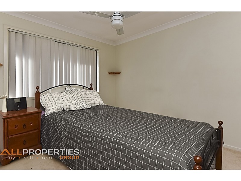 17 Owen Stanley Place, Darra QLD 4076