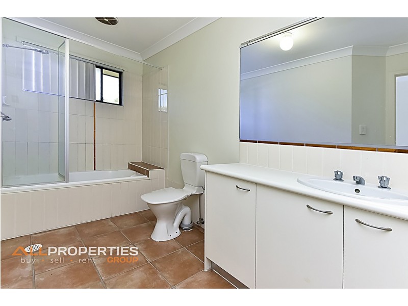 17 Owen Stanley Place, Darra QLD 4076