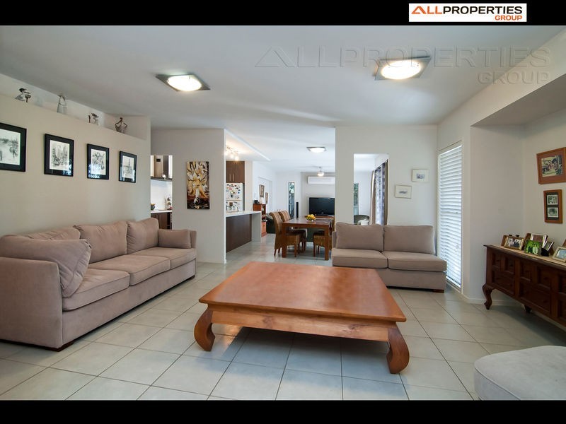 3 Snowy River Circuit, Forest Lake QLD 4078