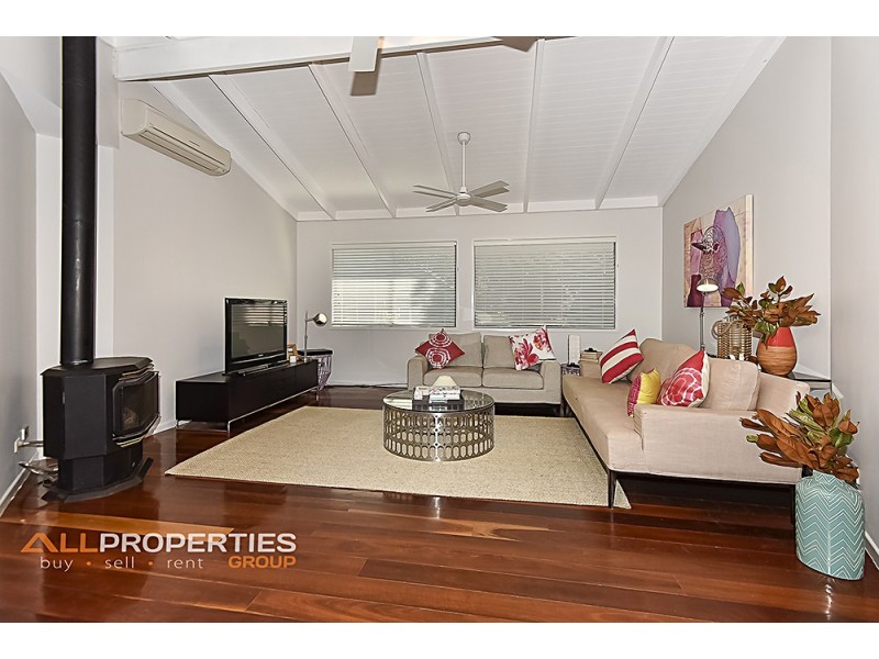 7 Summerhill Place, Forest Lake QLD 4078