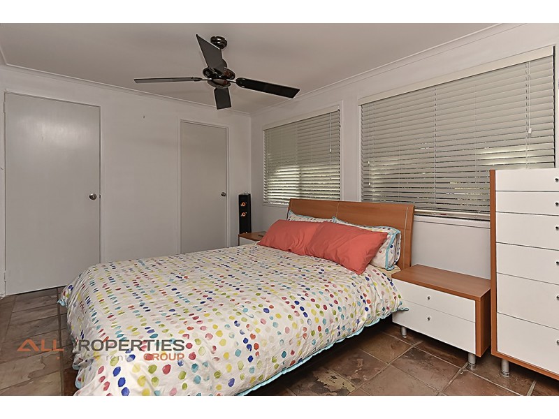 7 Summerhill Place, Forest Lake QLD 4078