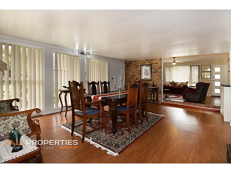 10 DRACON STREET, Regents Park QLD 4118
