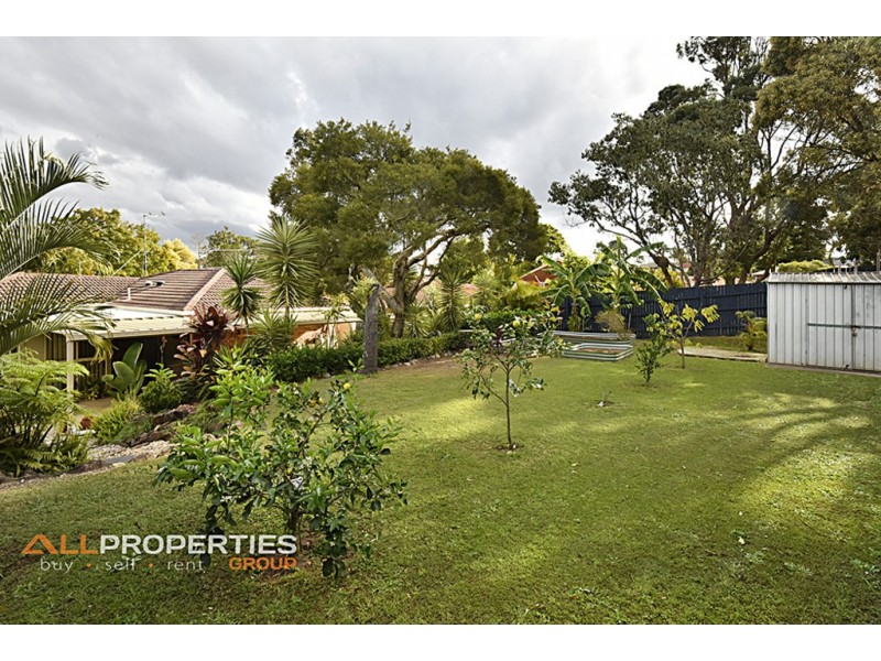 10 DRACON STREET, Regents Park QLD 4118