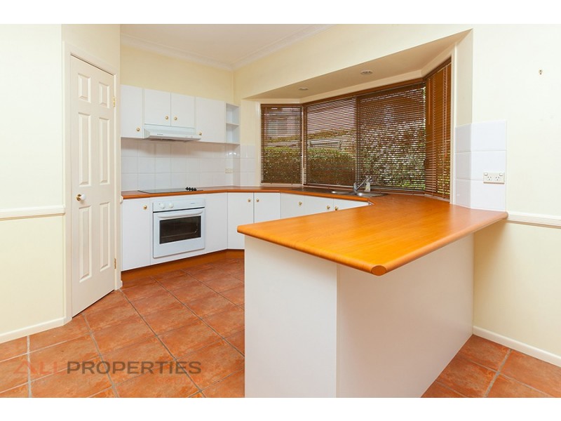 3 Goomburra Court, Forest Lake QLD 4078