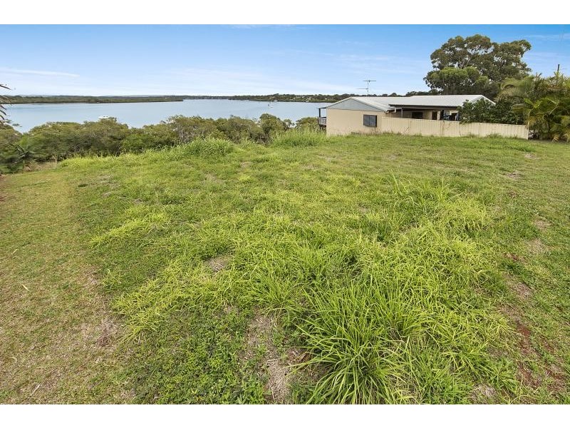 146 Canaipa Point Drive, Russell Island QLD 4184