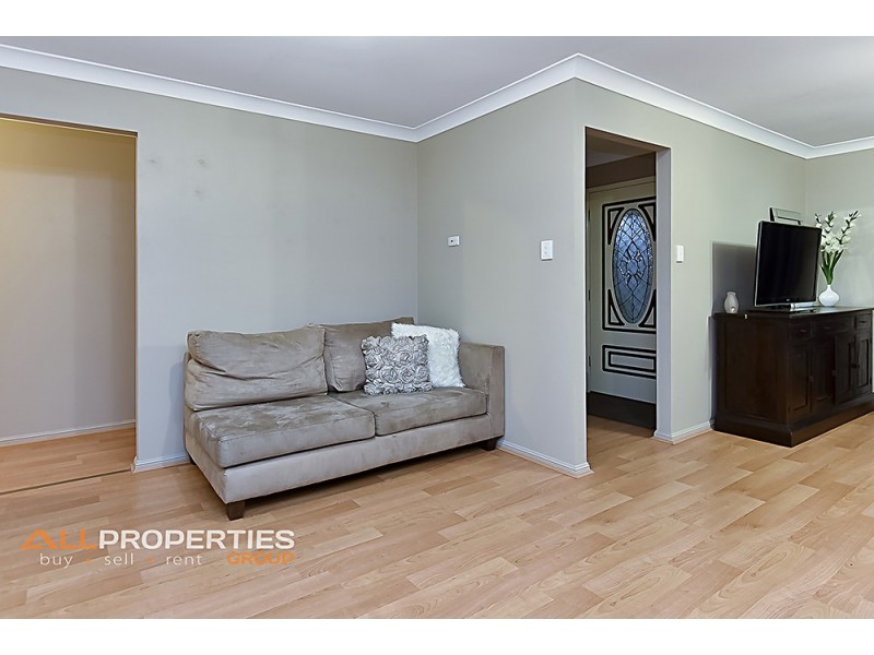 7 Burdekin Court, Hillcrest QLD 4118