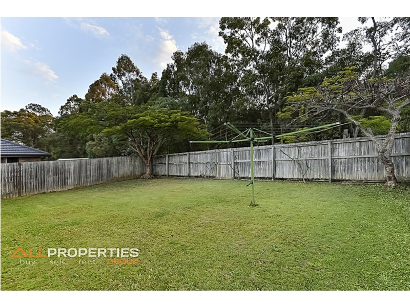 7 Burdekin Court, Hillcrest QLD 4118