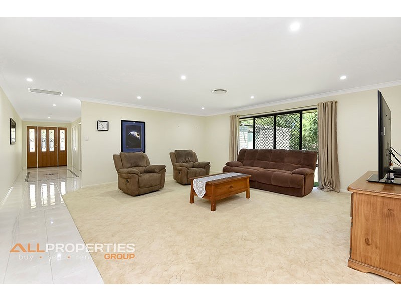 13-17 Outfield Drive, Greenbank QLD 4124