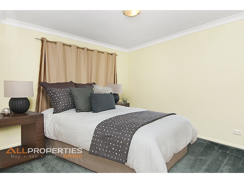 13-17 Outfield Drive, Greenbank QLD 4124