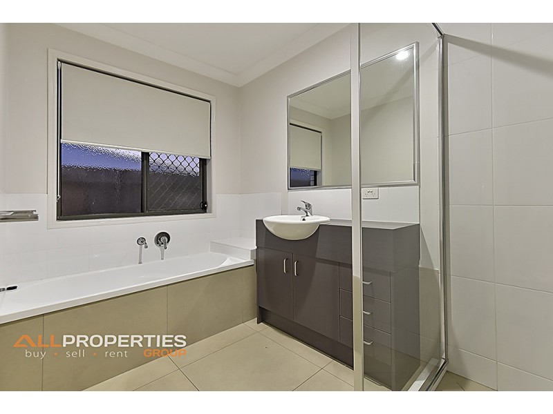 7 Schroeder Street, Yarrabilba QLD 4207