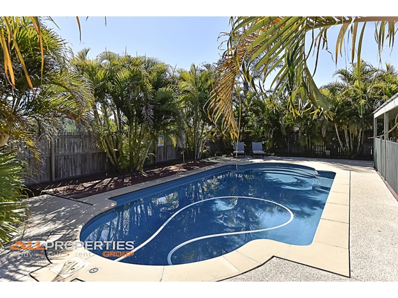 11 Inverary Place, Parkinson QLD 4115