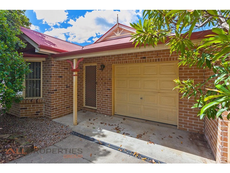 27 Rimu Crescent, Forest Lake QLD 4078