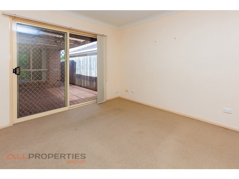 27 Rimu Crescent, Forest Lake QLD 4078