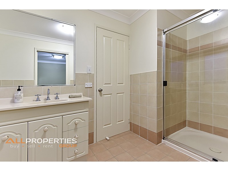 5 Iowa Place, Springfield QLD 4300