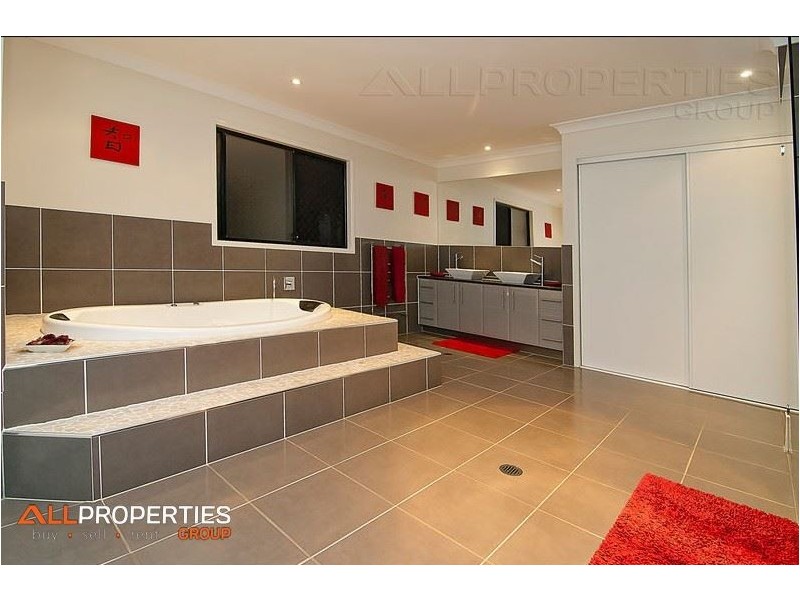 384 Veresdale Scrub School Road, Veresdale Scrub QLD 4285