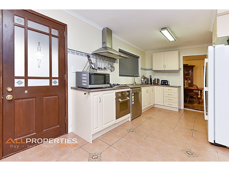 53 Fiona Street, Bellbird Park QLD 4300