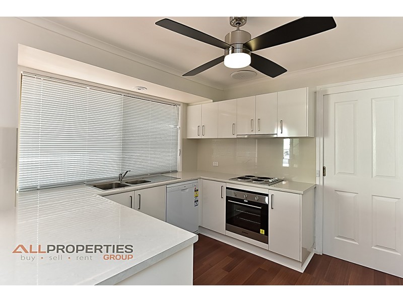 31 CORSLOOT STREET, Regents Park QLD 4118