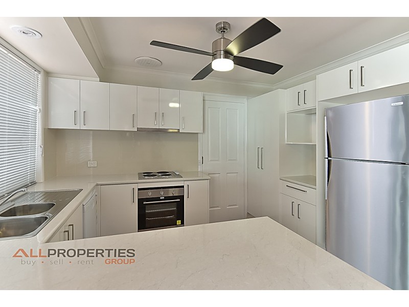 31 CORSLOOT STREET, Regents Park QLD 4118