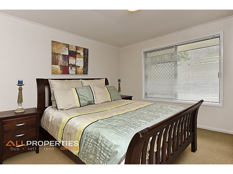 31 CORSLOOT STREET, Regents Park QLD 4118