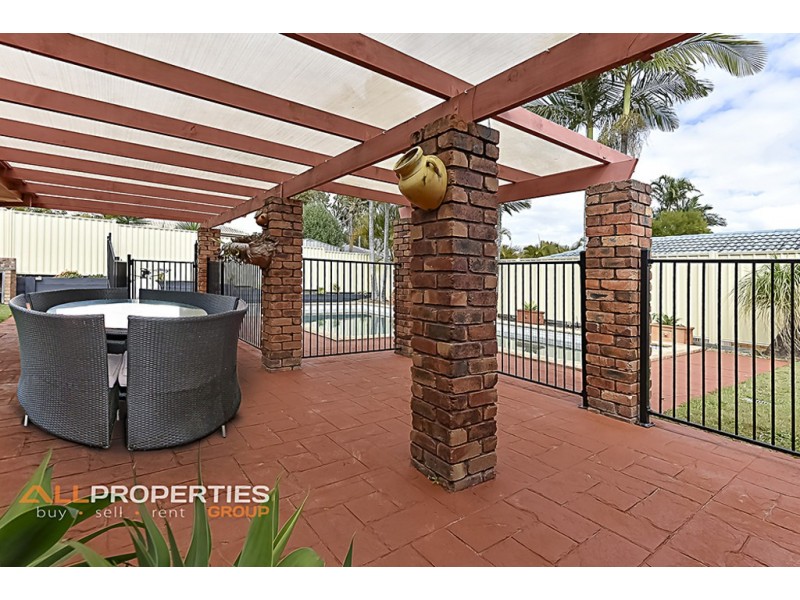 31 CORSLOOT STREET, Regents Park QLD 4118