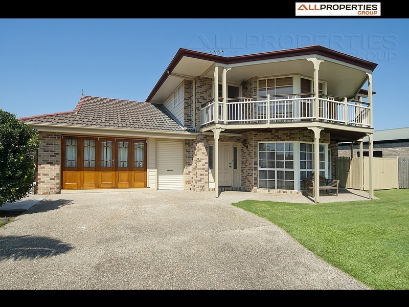 55 Lakeside Crescent, Forest Lake QLD 4078