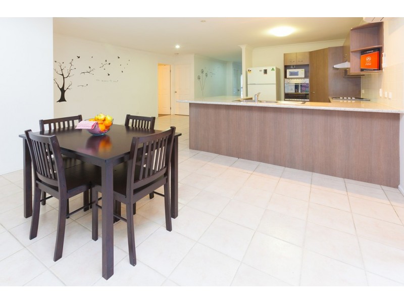 18 Barrine Pl, Parkinson QLD 4115