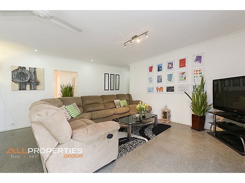 13-15 Highview Court, Woodhill QLD 4285