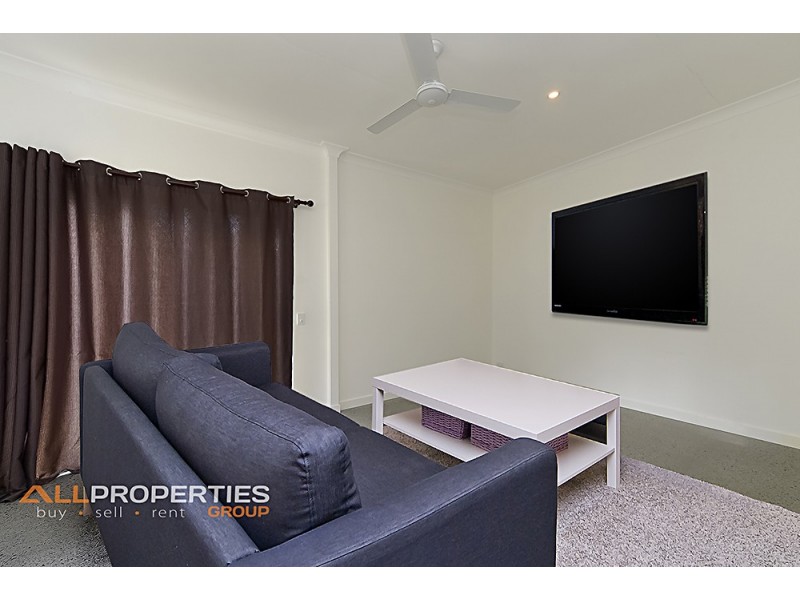 13-15 Highview Court, Woodhill QLD 4285