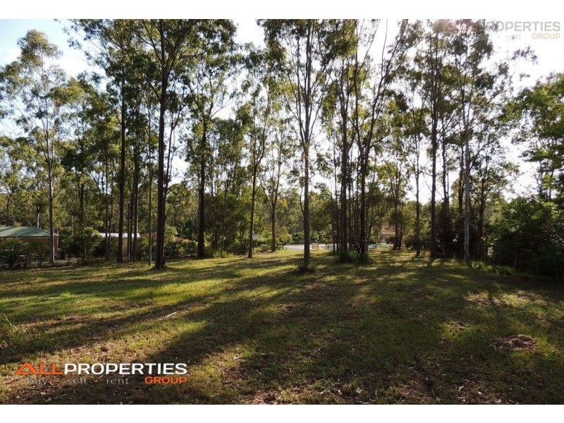 8 Potaroo Ct, Greenbank QLD 4124