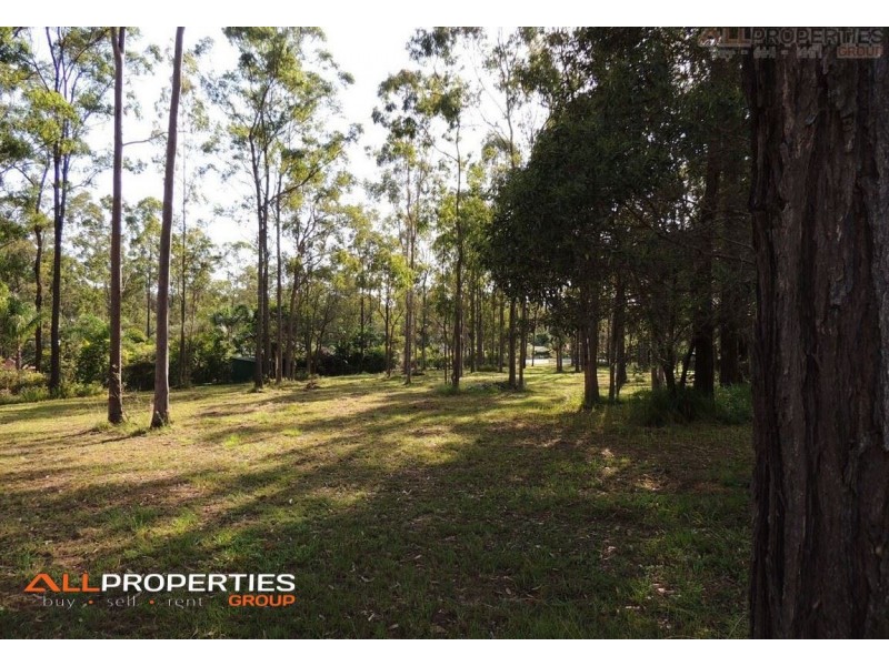 8 Potaroo Ct, Greenbank QLD 4124