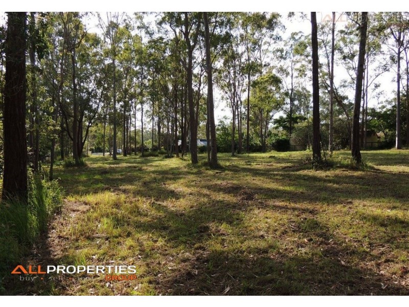8 Potaroo Ct, Greenbank QLD 4124