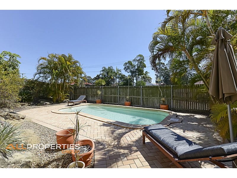 27 Cocas Street, Regents Park QLD 4118