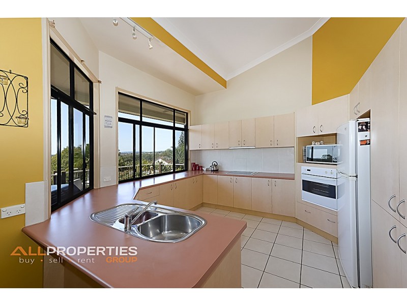 27 Cocas Street, Regents Park QLD 4118