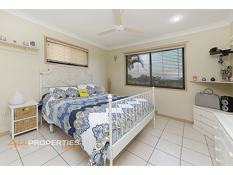 27 Cocas Street, Regents Park QLD 4118