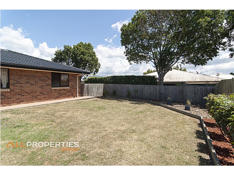 13 Swanbrook Place, Parkinson QLD 4115
