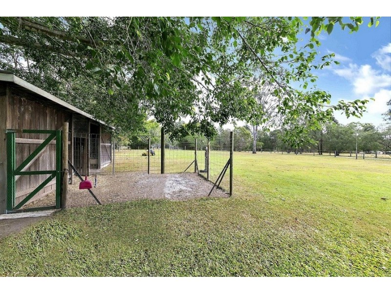 2 Wade Road, Bellmere QLD 4510